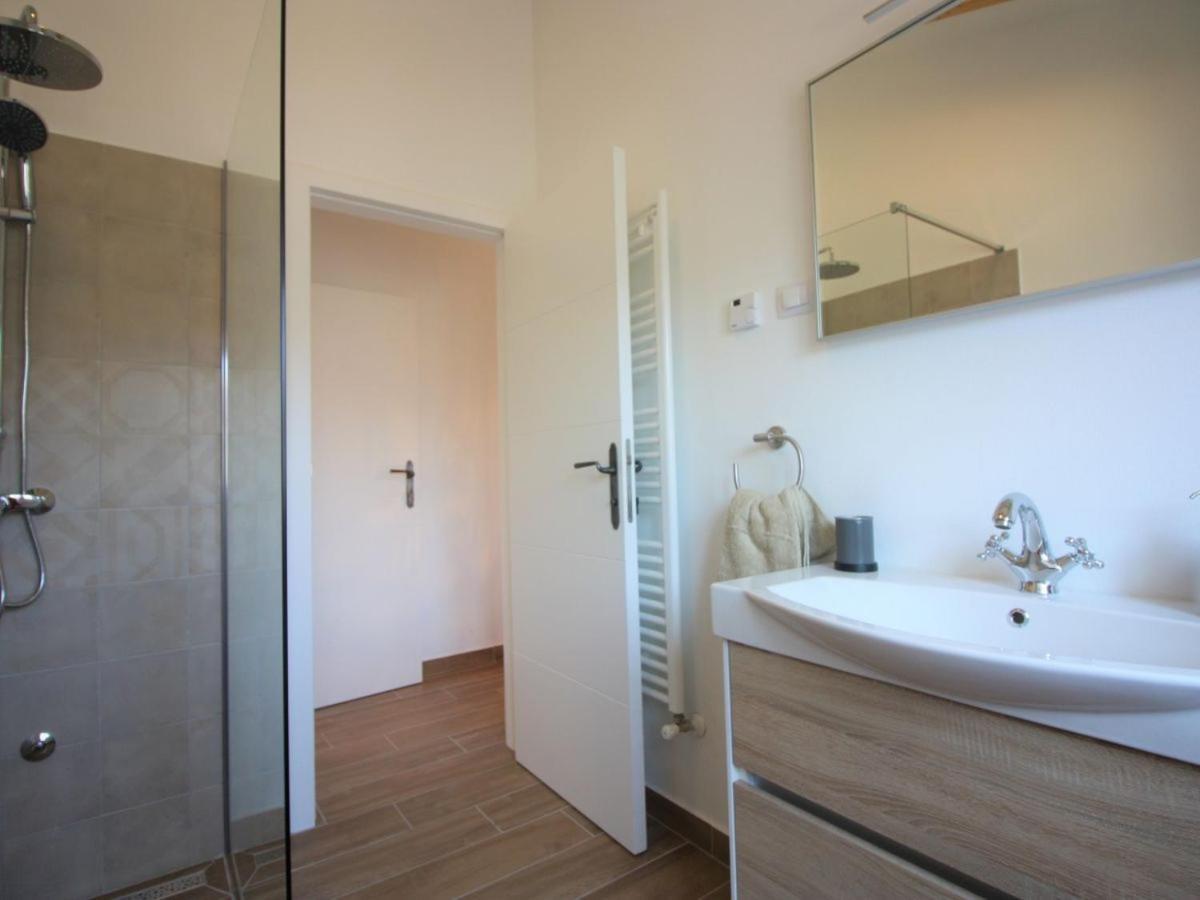 Moderne Istrische Steinvilla - 4 Sterne Mit Privatem, Beheizbaren Pool & Meerblick Kavran Eksteriør billede